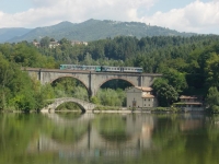 Pontecosi: il ponte, la ferrovia, la Chiesa della Madonna Addolorata.